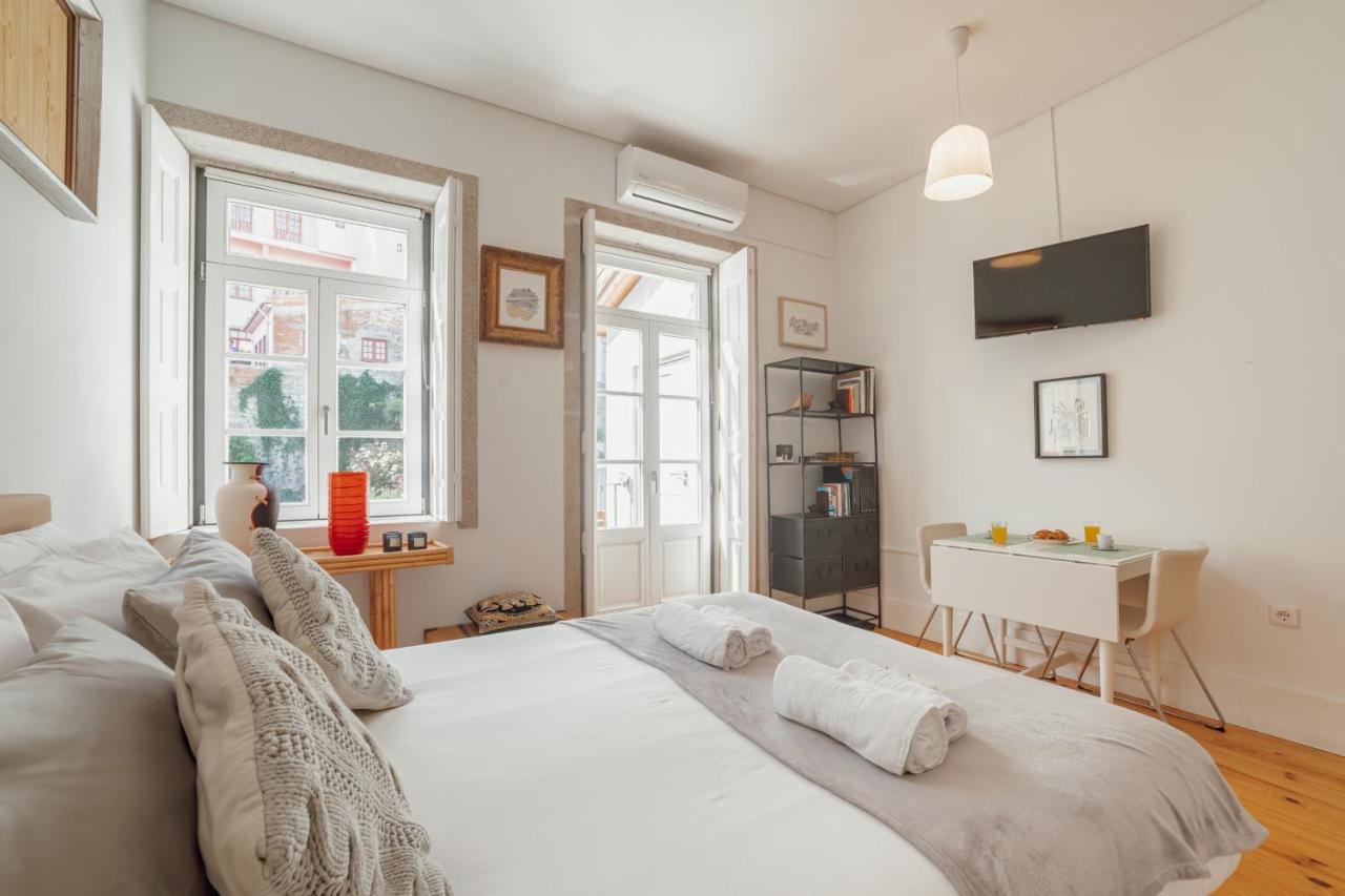 Flores Premium By Homing Appartamento Oporto