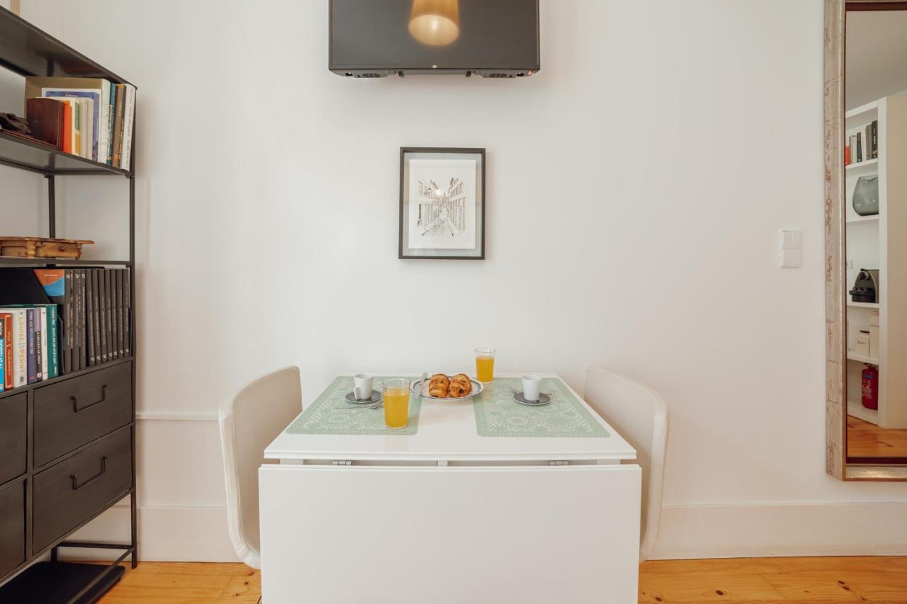 Flores Premium By Homing Appartamento Oporto